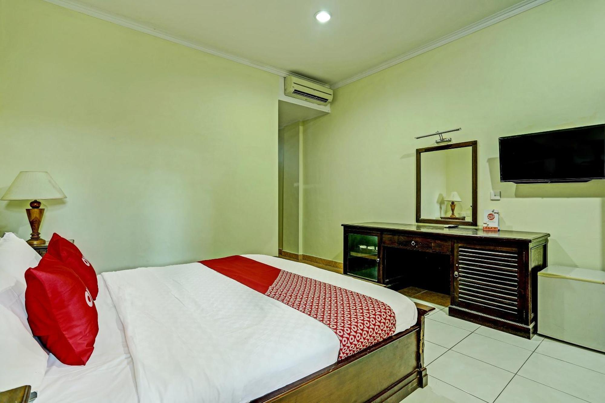 Hotel Oyo Collection O 91125 Puri Dewa Bharata à Jimbaran Extérieur photo